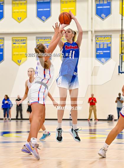 Thumbnail 3 in Indiana All-Stars (Junior vs Senior) photogallery.