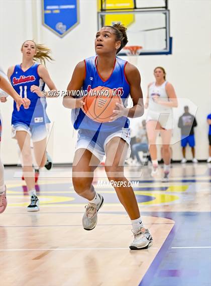 Thumbnail 3 in Indiana All-Stars (Junior vs Senior) photogallery.