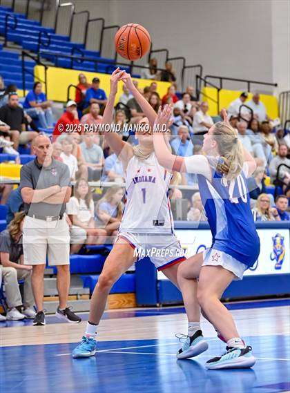 Thumbnail 3 in Indiana All-Stars (Junior vs Senior) photogallery.