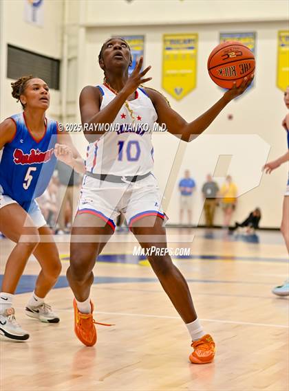 Thumbnail 3 in Indiana All-Stars (Junior vs Senior) photogallery.
