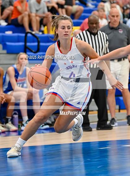 Thumbnail 3 in Indiana All-Stars (Junior vs Senior) photogallery.