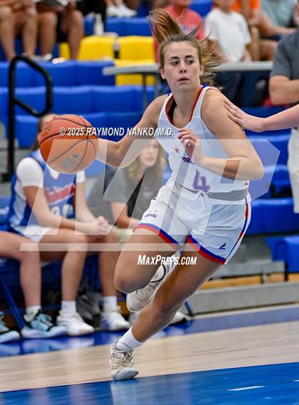 Thumbnail 1 in Indiana All-Stars (Junior vs Senior) photogallery.