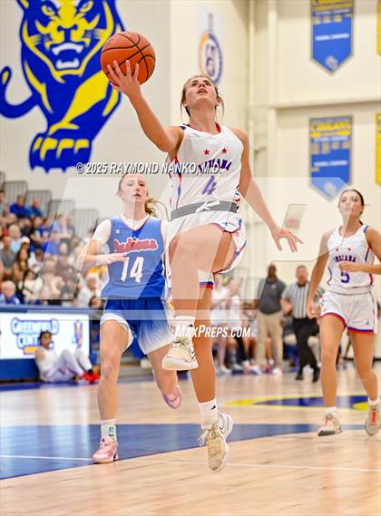 Thumbnail 3 in Indiana All-Stars (Junior vs Senior) photogallery.