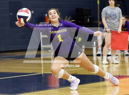 Thumbnail 2 in Sunrise Mountain @ Kellis photogallery.