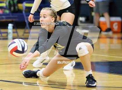 Thumbnail 1 in Sunrise Mountain @ Kellis photogallery.