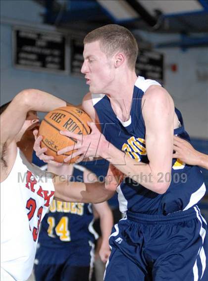 Thumbnail 3 in Ketcham vs. Our Lady of Lourdes (NY State Section 1-C Tournament) photogallery.