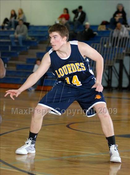 Thumbnail 2 in Ketcham vs. Our Lady of Lourdes (NY State Section 1-C Tournament) photogallery.
