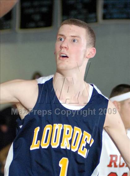 Thumbnail 3 in Ketcham vs. Our Lady of Lourdes (NY State Section 1-C Tournament) photogallery.