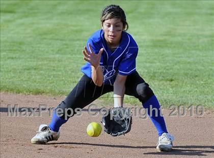 Thumbnail 2 in Harvard-Westlake @ San Marino photogallery.
