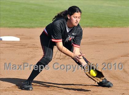 Thumbnail 1 in Harvard-Westlake @ San Marino photogallery.