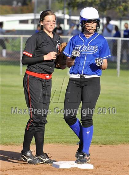 Thumbnail 1 in Harvard-Westlake @ San Marino photogallery.