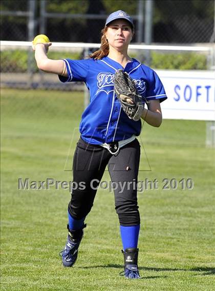 Thumbnail 2 in Harvard-Westlake @ San Marino photogallery.
