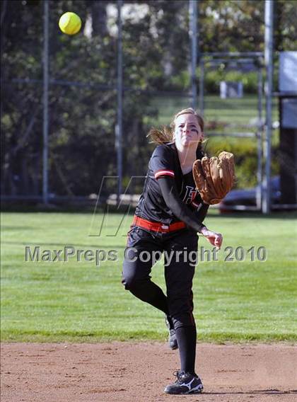 Thumbnail 1 in Harvard-Westlake @ San Marino photogallery.