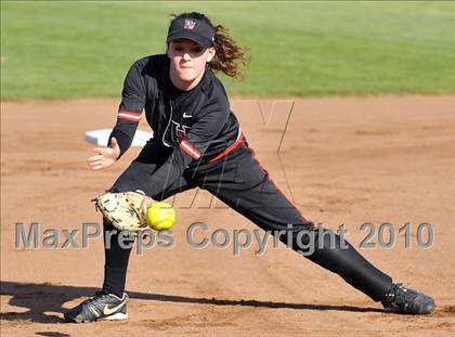 Thumbnail 1 in Harvard-Westlake @ San Marino photogallery.