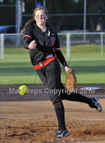 Thumbnail 1 in Harvard-Westlake @ San Marino photogallery.