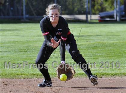 Thumbnail 3 in Harvard-Westlake @ San Marino photogallery.