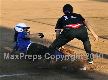 Thumbnail 3 in Harvard-Westlake @ San Marino photogallery.
