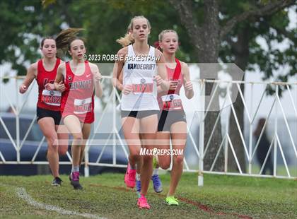 Thumbnail 1 in UIL Cross Country 6A Finals (5K) photogallery.
