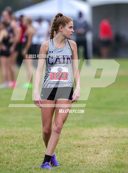 Thumbnail 2 in UIL Cross Country 6A Finals (5K) photogallery.