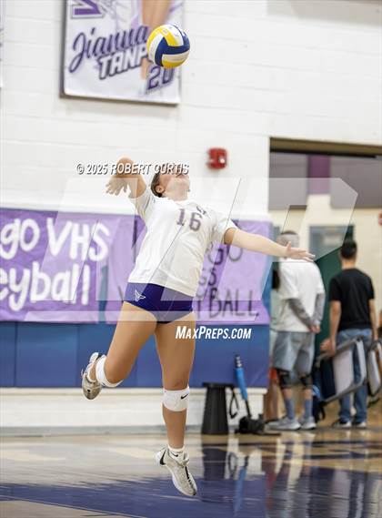 Thumbnail 3 in JV: Hart @ Valencia photogallery.