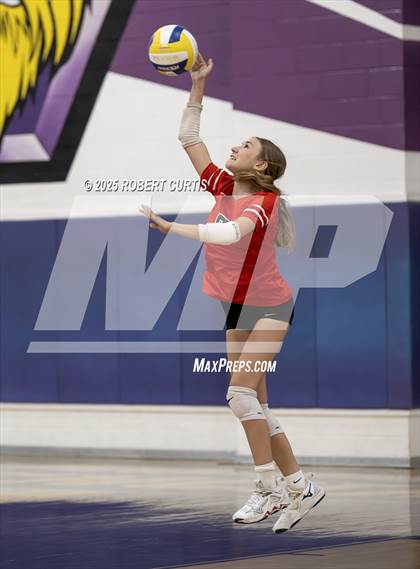 Thumbnail 1 in JV: Hart @ Valencia photogallery.