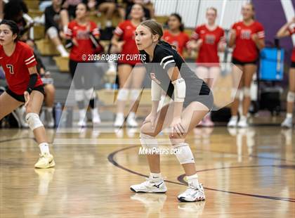 Thumbnail 1 in JV: Hart @ Valencia photogallery.