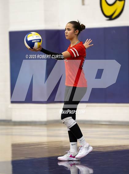 Thumbnail 3 in JV: Hart @ Valencia photogallery.