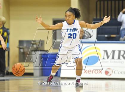 Thumbnail 1 in La Costa Canyon vs Eastlake (CIF SDS D1 Final) photogallery.