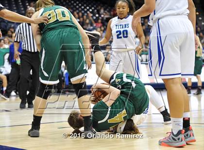 Thumbnail 3 in La Costa Canyon vs Eastlake (CIF SDS D1 Final) photogallery.