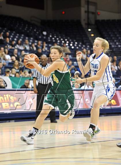 Thumbnail 3 in La Costa Canyon vs Eastlake (CIF SDS D1 Final) photogallery.