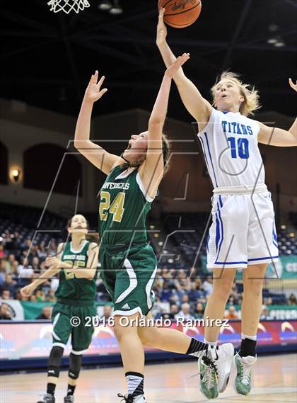 Thumbnail 3 in La Costa Canyon vs Eastlake (CIF SDS D1 Final) photogallery.