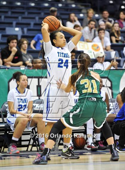 Thumbnail 2 in La Costa Canyon vs Eastlake (CIF SDS D1 Final) photogallery.