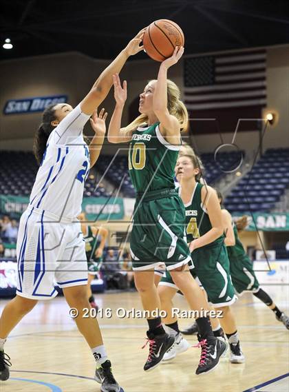 Thumbnail 2 in La Costa Canyon vs Eastlake (CIF SDS D1 Final) photogallery.