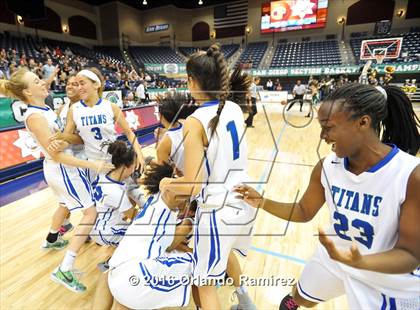 Thumbnail 3 in La Costa Canyon vs Eastlake (CIF SDS D1 Final) photogallery.
