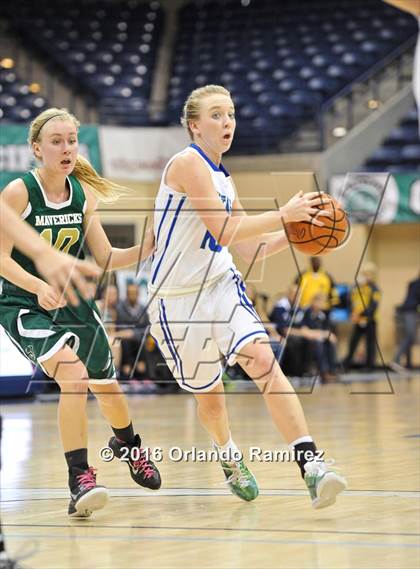 Thumbnail 3 in La Costa Canyon vs Eastlake (CIF SDS D1 Final) photogallery.