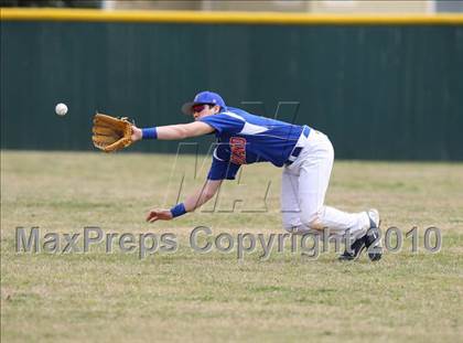 Thumbnail 2 in Midland Christian vs Lake Travis (Langerhans Classic) photogallery.