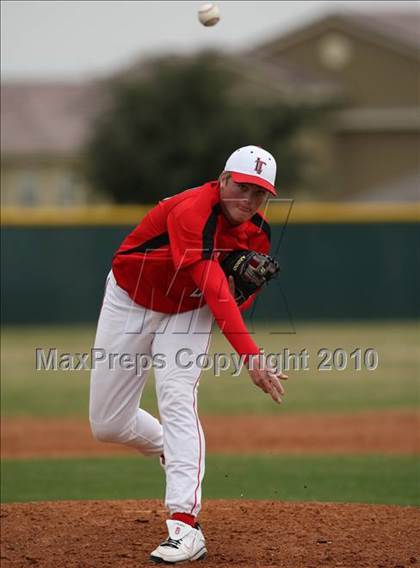 Thumbnail 3 in Midland Christian vs Lake Travis (Langerhans Classic) photogallery.