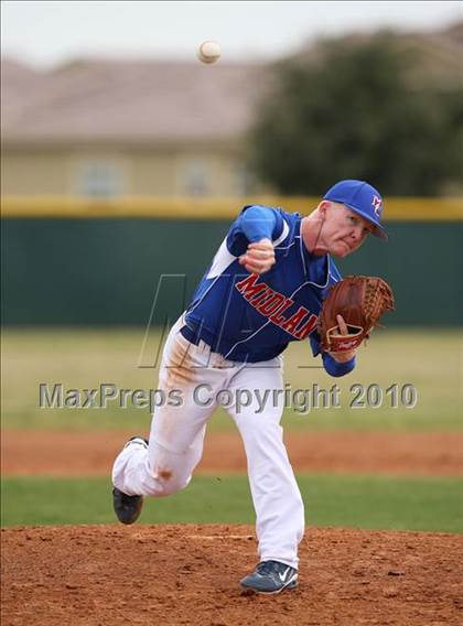 Thumbnail 2 in Midland Christian vs Lake Travis (Langerhans Classic) photogallery.