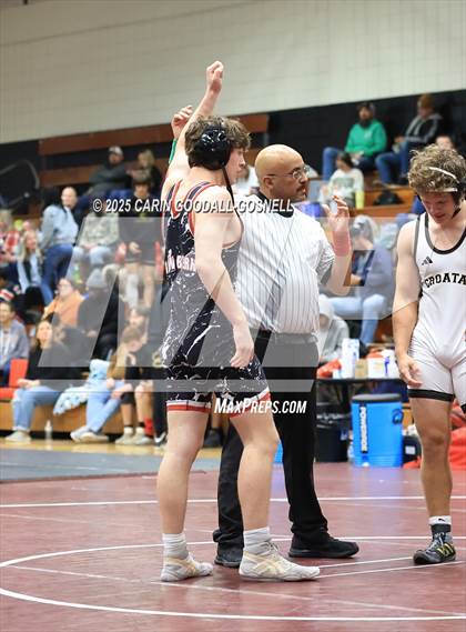 Thumbnail 3 in New Bern vs Croatan (Blood Pernu Duals) photogallery.
