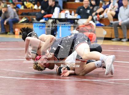 Thumbnail 2 in New Bern vs Croatan (Blood Pernu Duals) photogallery.