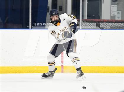 Thumbnail 1 in Trinity-Pawling vs. Dexter Southfield (Lawrence Piatelli Jamboree) photogallery.
