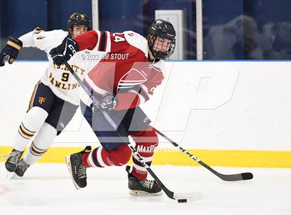 Thumbnail 2 in Trinity-Pawling vs. Dexter Southfield (Lawrence Piatelli Jamboree) photogallery.