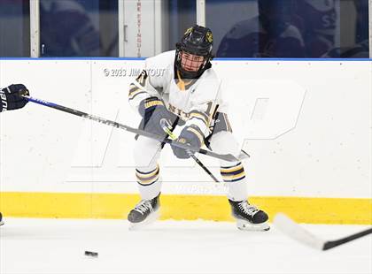 Thumbnail 2 in Trinity-Pawling vs. Dexter Southfield (Lawrence Piatelli Jamboree) photogallery.