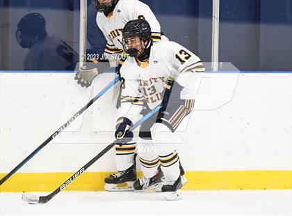 Thumbnail 3 in Trinity-Pawling vs. Dexter Southfield (Lawrence Piatelli Jamboree) photogallery.