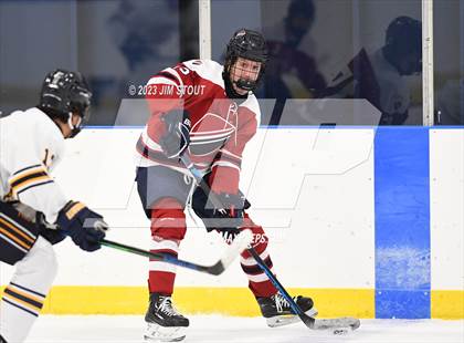 Thumbnail 1 in Trinity-Pawling vs. Dexter Southfield (Lawrence Piatelli Jamboree) photogallery.