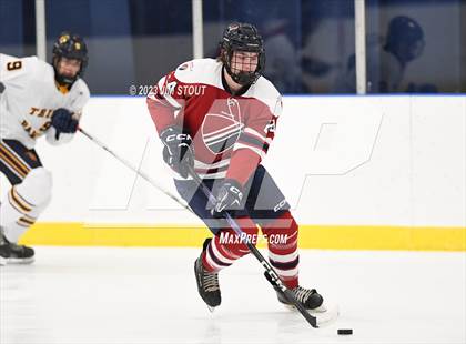 Thumbnail 2 in Trinity-Pawling vs. Dexter Southfield (Lawrence Piatelli Jamboree) photogallery.
