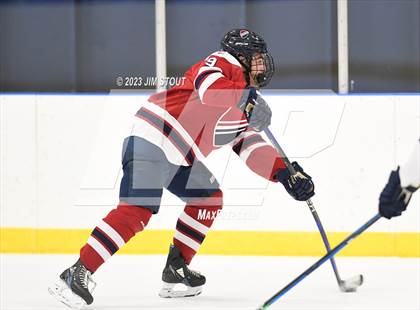Thumbnail 1 in Trinity-Pawling vs. Dexter Southfield (Lawrence Piatelli Jamboree) photogallery.