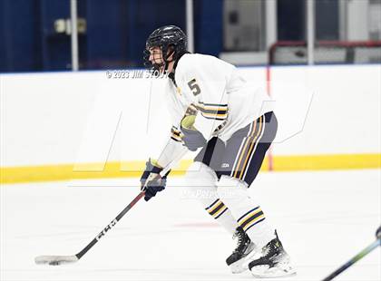 Thumbnail 3 in Trinity-Pawling vs. Dexter Southfield (Lawrence Piatelli Jamboree) photogallery.