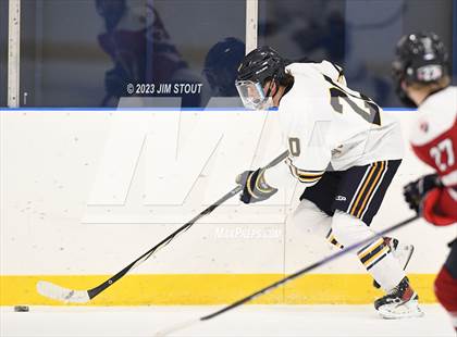 Thumbnail 1 in Trinity-Pawling vs. Dexter Southfield (Lawrence Piatelli Jamboree) photogallery.
