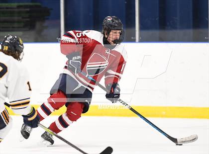 Thumbnail 1 in Trinity-Pawling vs. Dexter Southfield (Lawrence Piatelli Jamboree) photogallery.